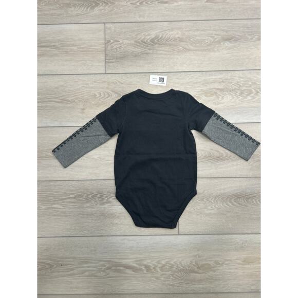 Lot of 2 Baby Bodysuits 24M NWT – “Choo Choo” & “I’m The Boss” - Picture 3 of 5